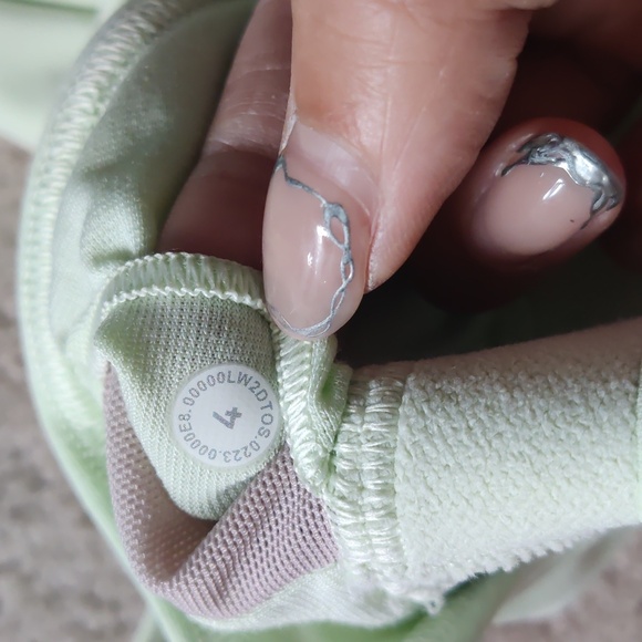 Lululemon Flow Y Strappy Bra Green Kohlrabi - Picture 8 of 8